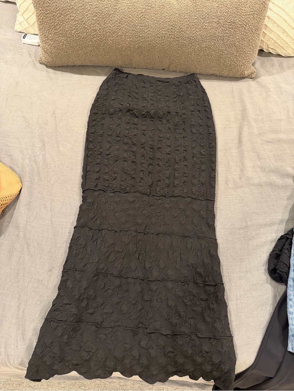 Black Textured Maxi Skirt – Women